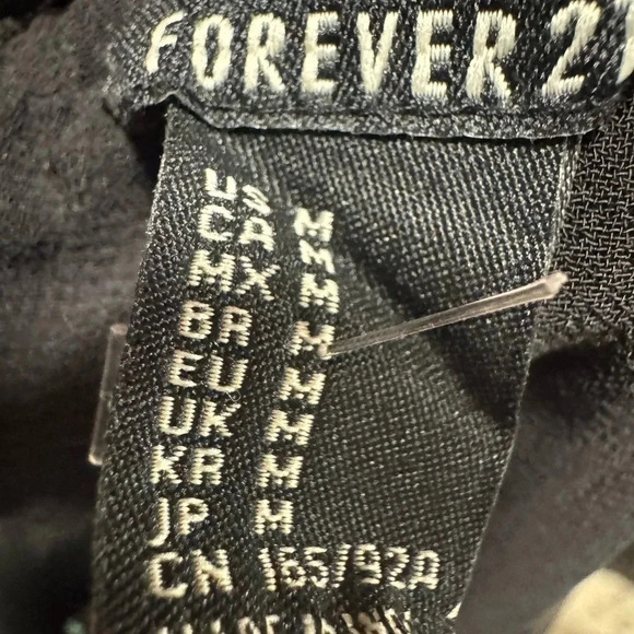 Forever 21‎ NWT Womens Black Mini Dress Open Back with Button Closure Medium - Picture 5 of 6